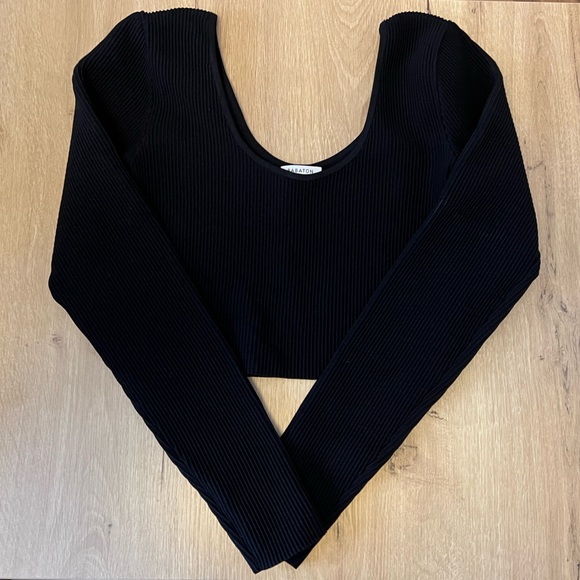 Aritzia Babaton Sculpt Knit Cropped Scoop Neck Longsleeve - Picture 1 of 2